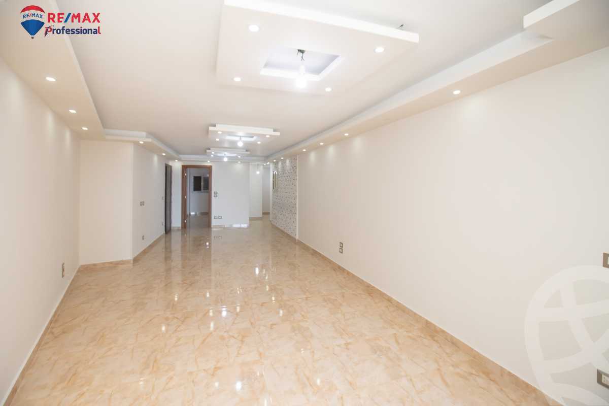 https://aqarmap.com.eg/en/listing/4221802-for-sale-alexandria-miami-el-gaish-rd-st