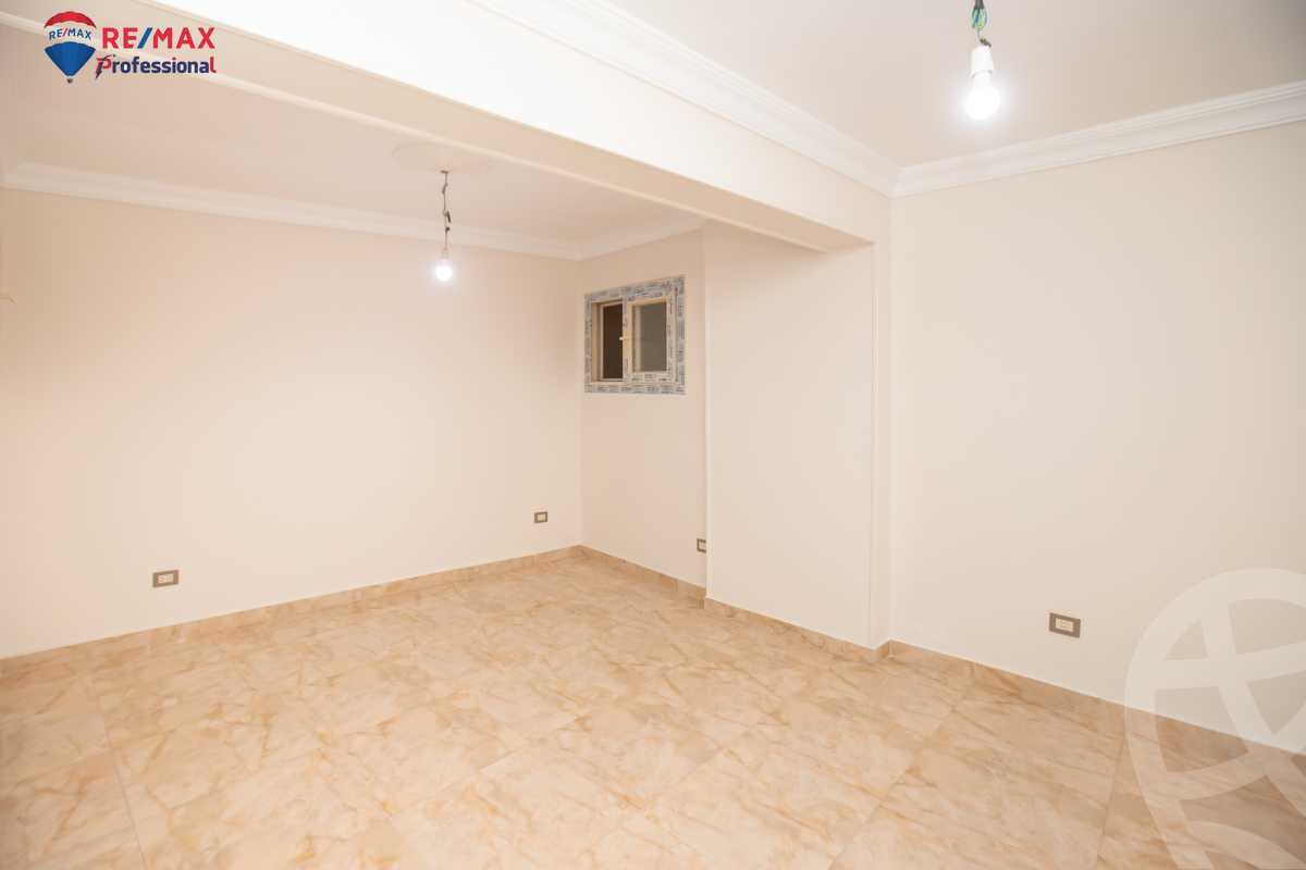https://aqarmap.com.eg/en/listing/4221802-for-sale-alexandria-miami-el-gaish-rd-st