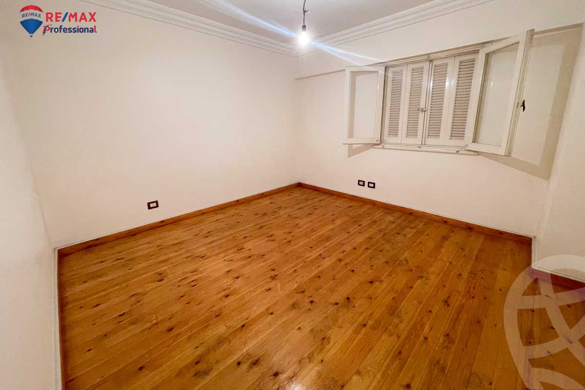 https://aqarmap.com.eg/ar/listing/4221924-for-rent-alexandria-glim-shr-ljysh