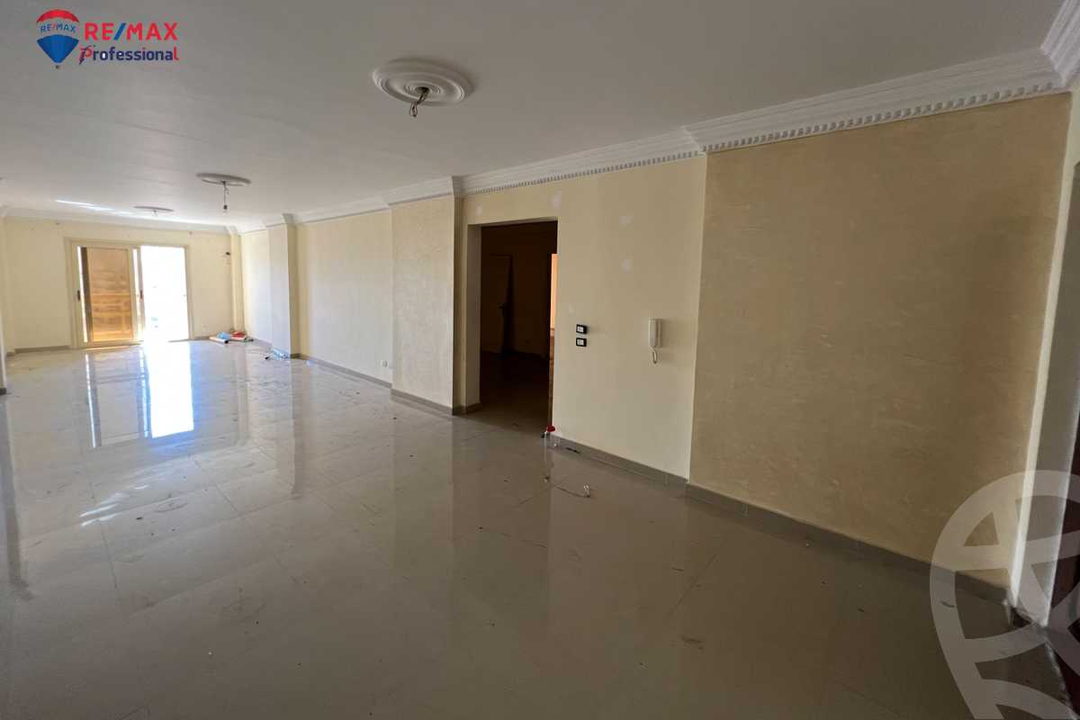 https://aqarmap.com.eg/en/listing/4227238-for-rent-alexandria-lauran-shaarawy-st