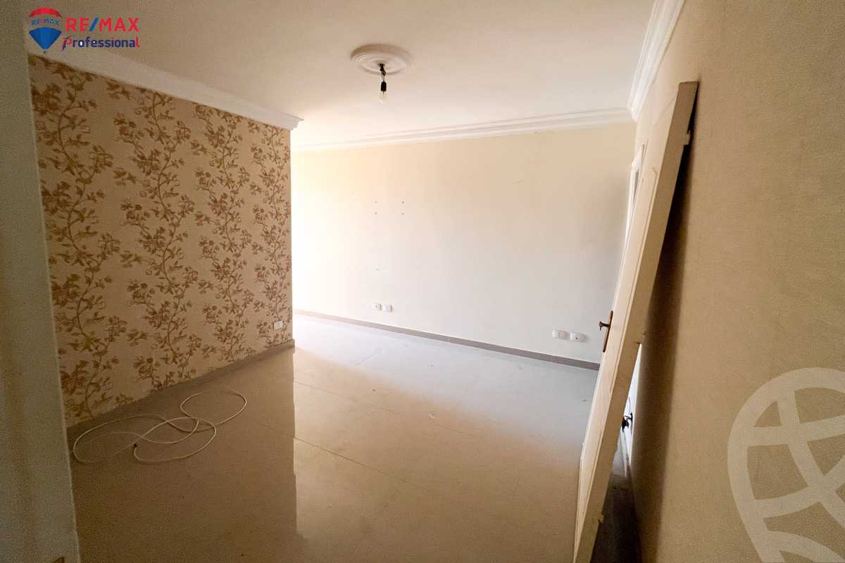 https://aqarmap.com.eg/en/listing/4227238-for-rent-alexandria-lauran-shaarawy-st