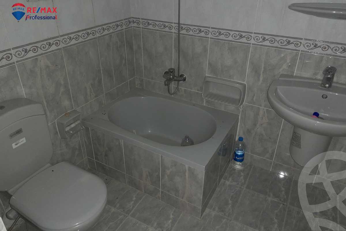 https://aqarmap.com.eg/ar/listing/4230658-for-rent-alexandria-smouha-el-nasr-st
