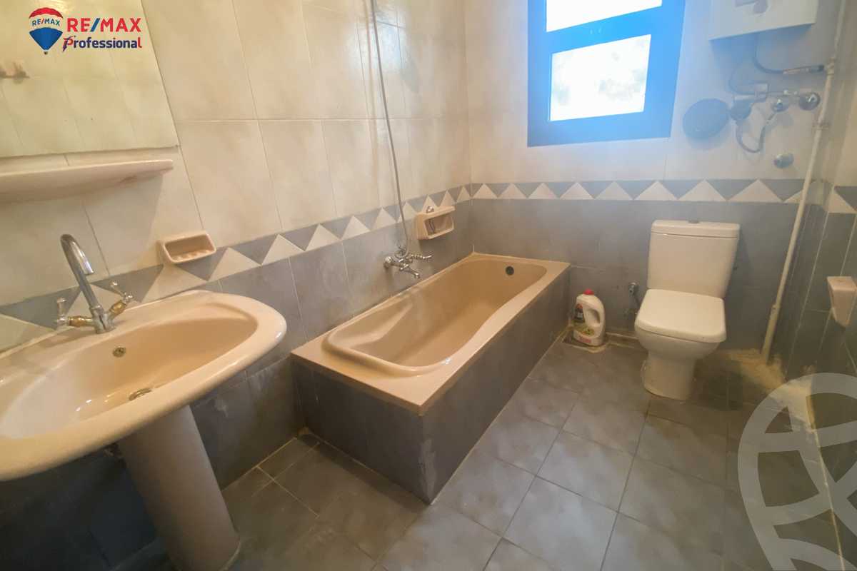 https://aqarmap.com.eg/en/listing/4247409-for-rent-alexandria-lauran-el-gaish-rd