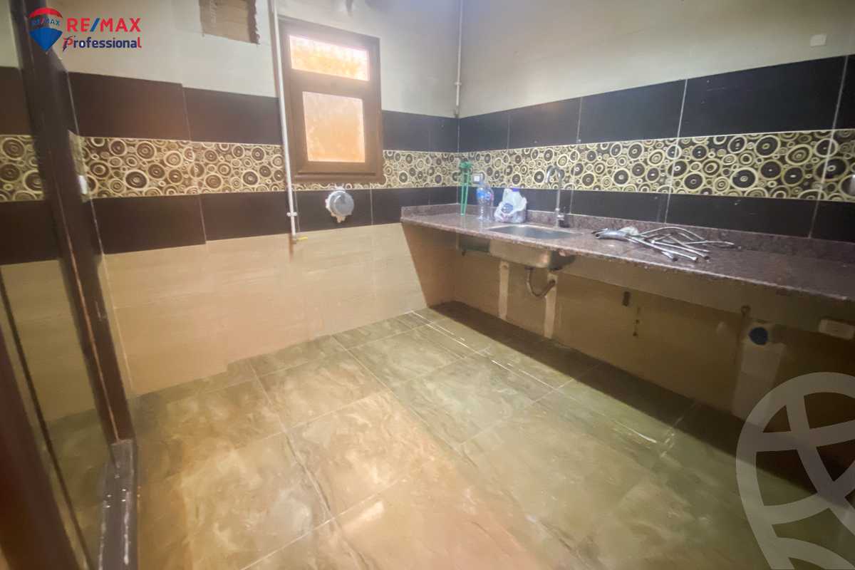 https://aqarmap.com.eg/en/listing/4247409-for-rent-alexandria-lauran-el-gaish-rd