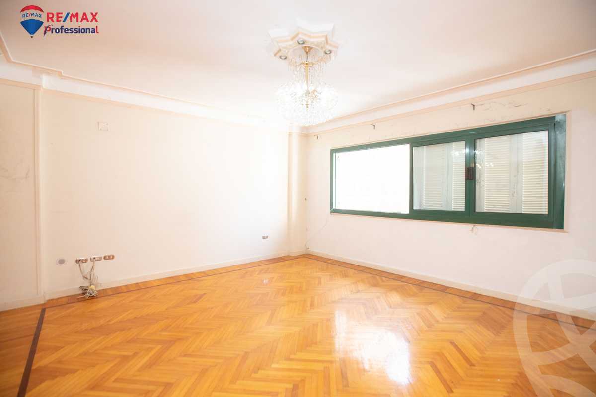 https://aqarmap.com.eg/en/listing/4256759-for-sale-alexandria-bolekly-ibrahim-rady-st