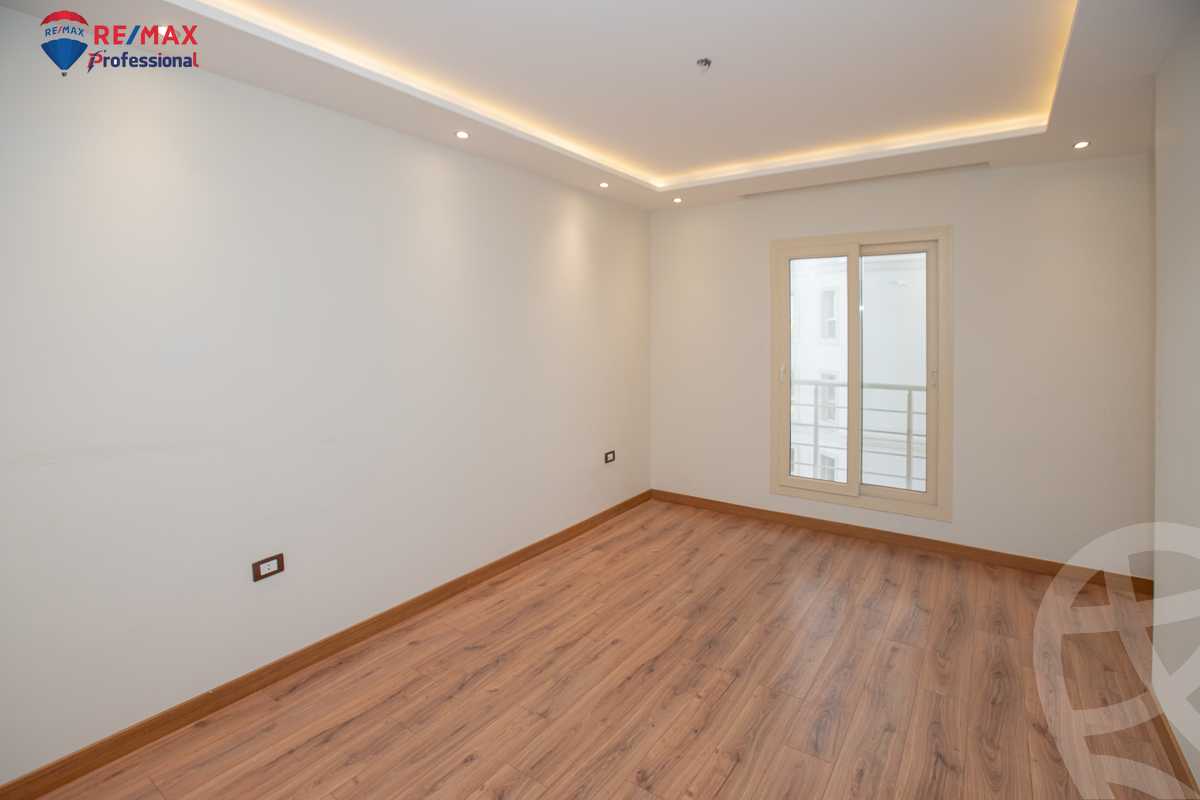 https://aqarmap.com.eg/en/listing/4259552-for-sale-alexandria-kafr-abdo-abou-rafea-st