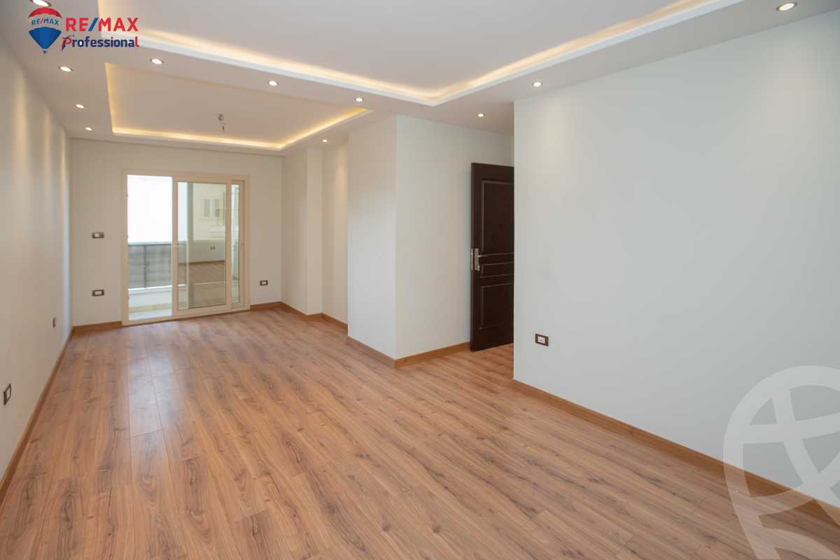 https://aqarmap.com.eg/en/listing/4259552-for-sale-alexandria-kafr-abdo-abou-rafea-st