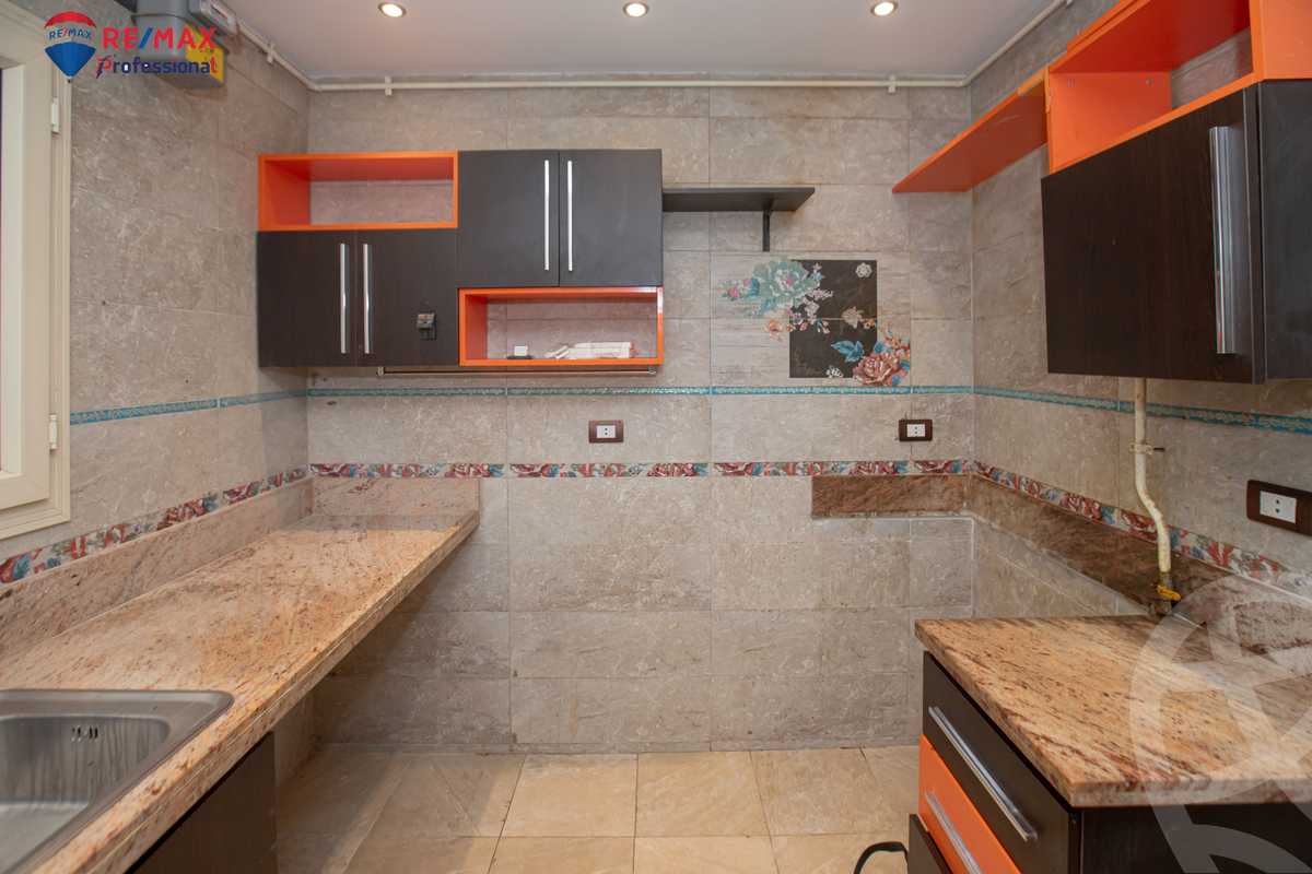 https://aqarmap.com.eg/en/listing/4259552-for-sale-alexandria-kafr-abdo-abou-rafea-st