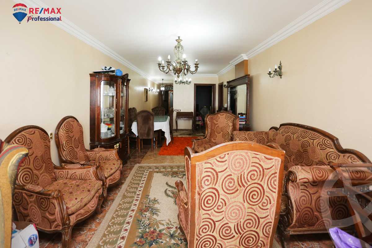 https://aqarmap.com.eg/en/listing/4263738-for-sale-alexandria-camp-cesar-el-gaish-rd