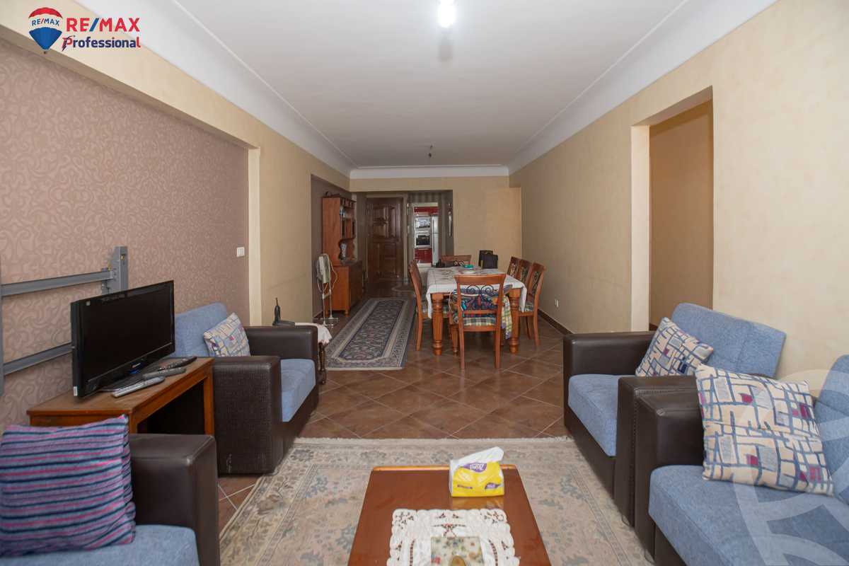 https://aqarmap.com.eg/en/listing/4264402-for-sale-alexandria-roshdy-shr-hmd-shwqy