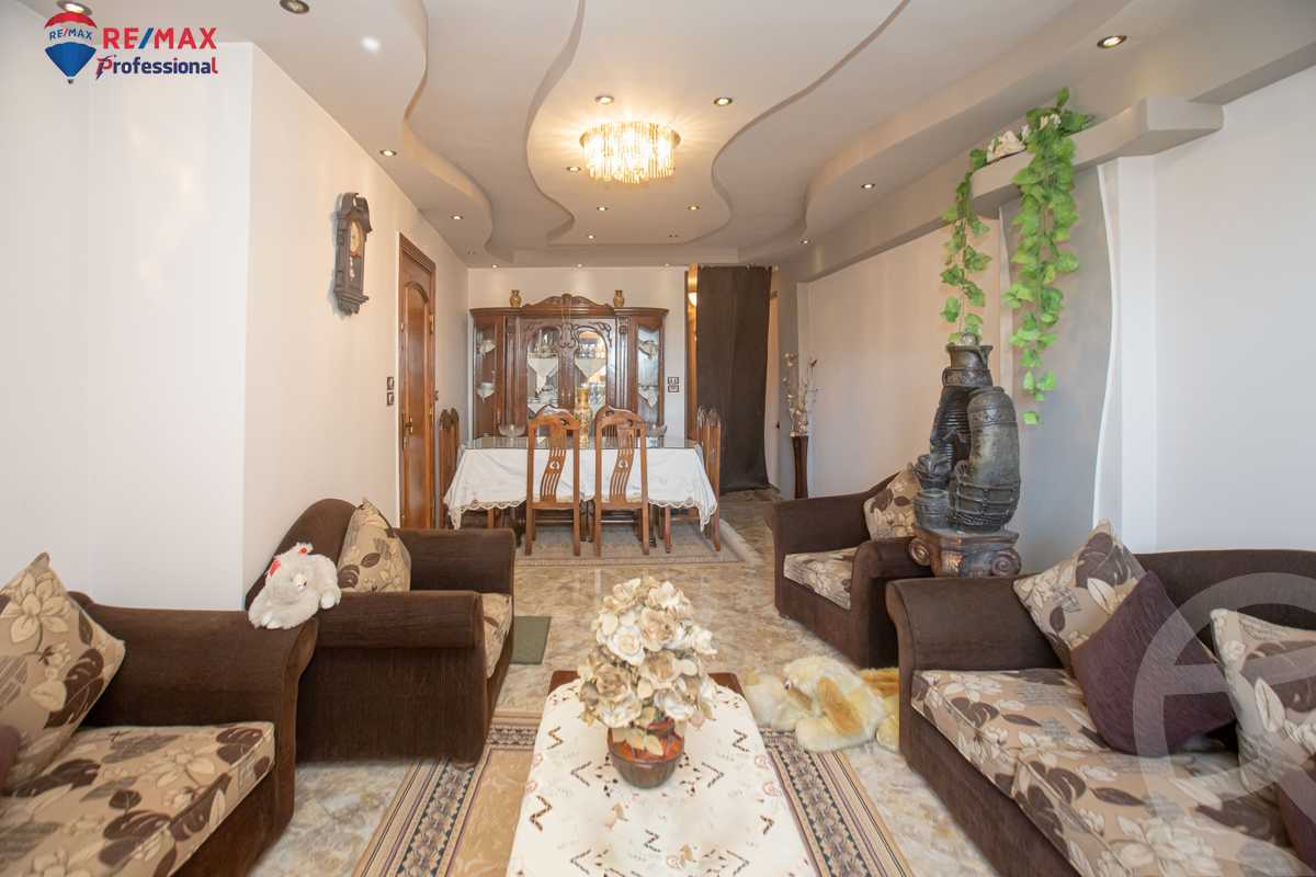 https://aqarmap.com.eg/en/listing/4278672-for-sale-alexandria-sporting-abou-quer-st