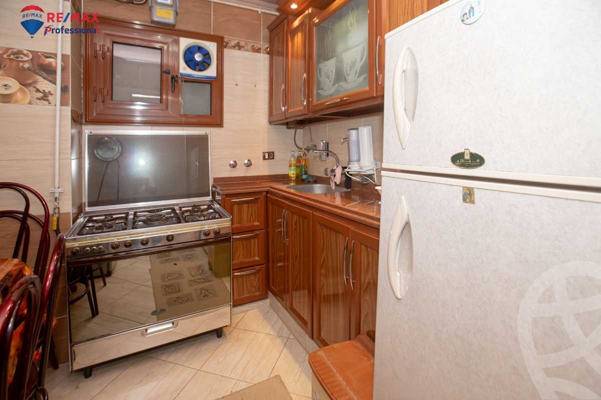 https://aqarmap.com.eg/en/listing/4278725-for-sale-alexandria-sporting-abou-quer-st