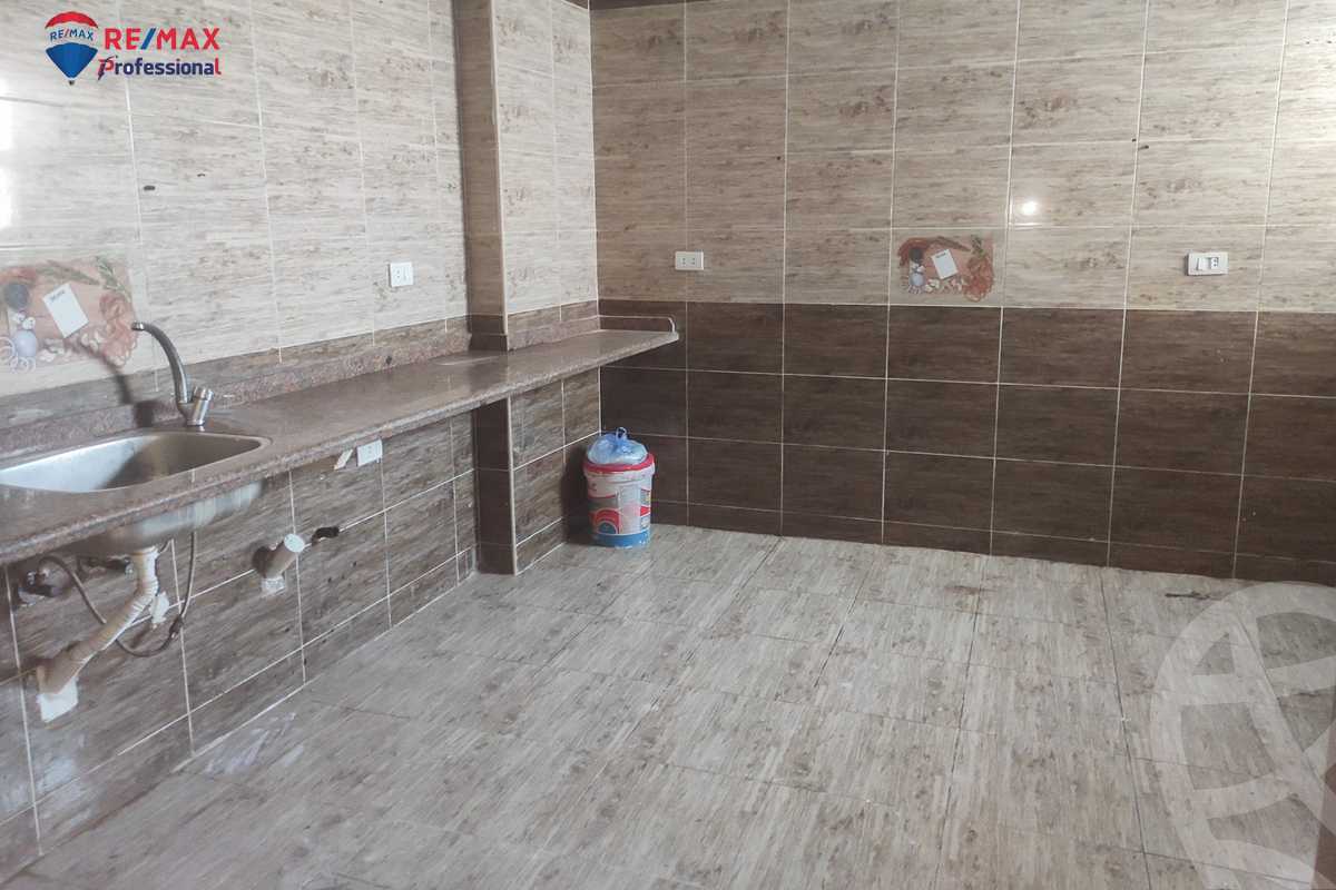 https://aqarmap.com.eg/en/listing/4284400-for-rent-alexandria-sporting-abou-quer-st
