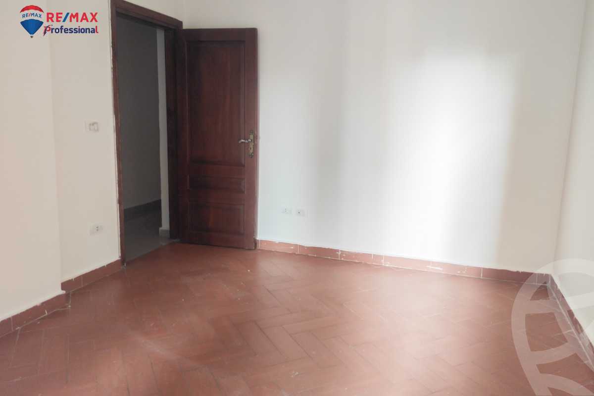 https://aqarmap.com.eg/en/listing/4284400-for-rent-alexandria-sporting-abou-quer-st