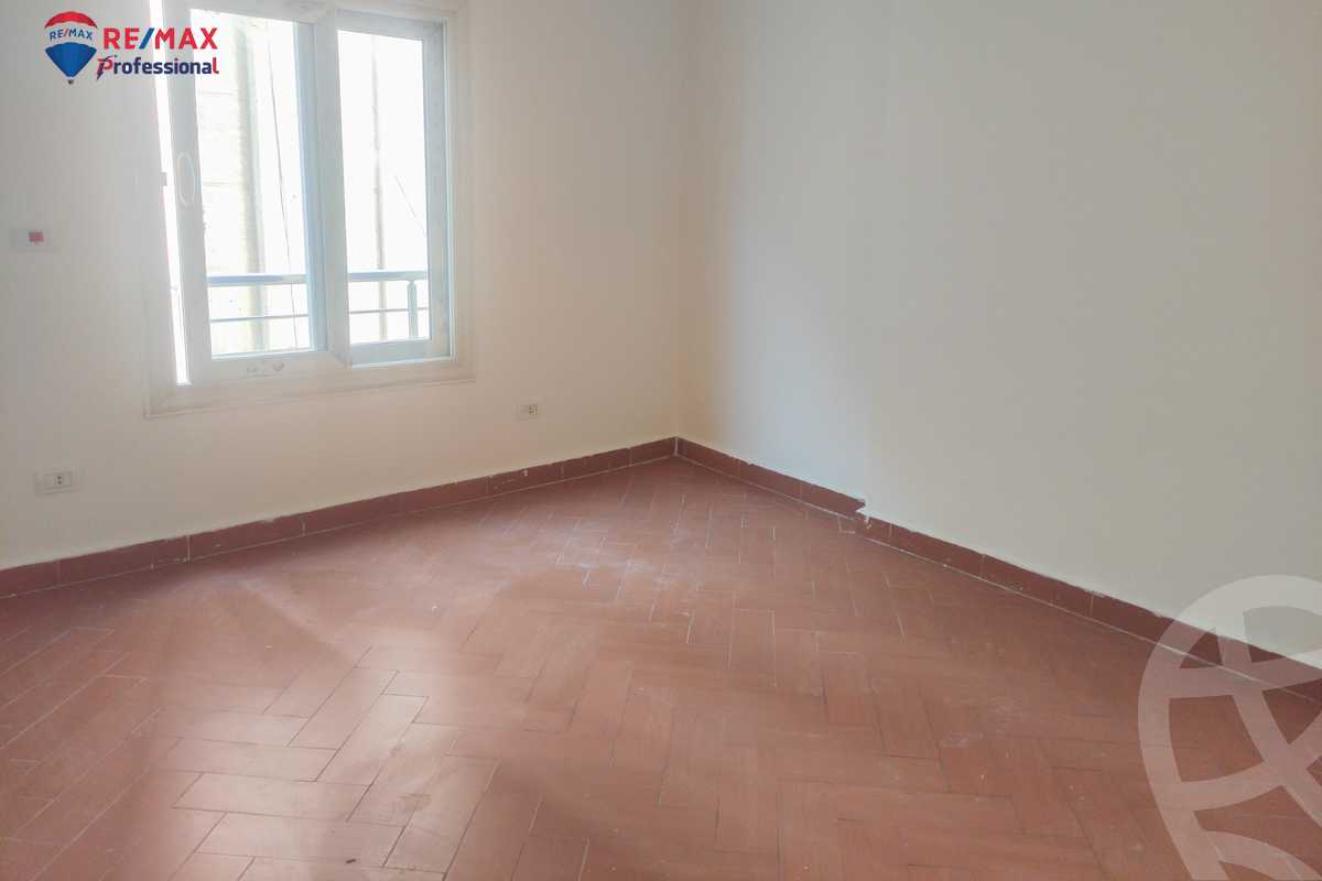 https://aqarmap.com.eg/en/listing/4284400-for-rent-alexandria-sporting-abou-quer-st
