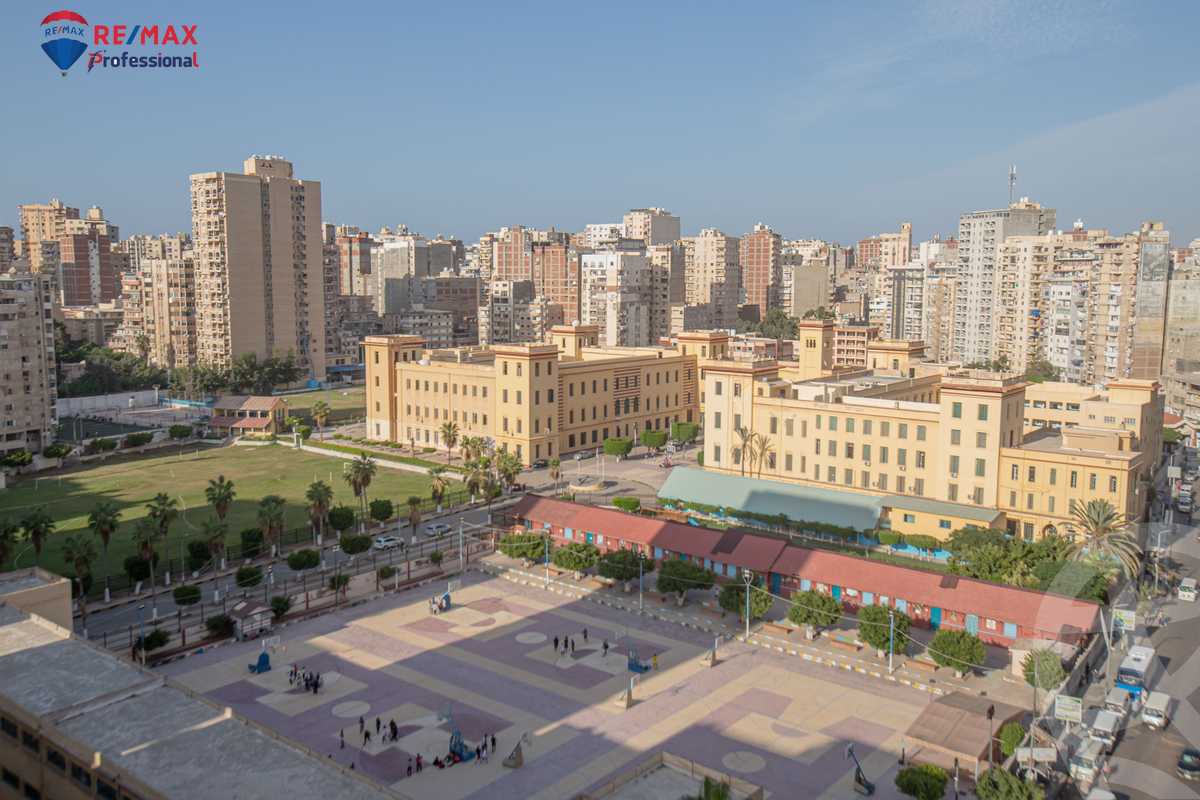 https://aqarmap.com.eg/ar/listing/4292483-for-sale-alexandria-lauran-mohammed-al-eqbal-st