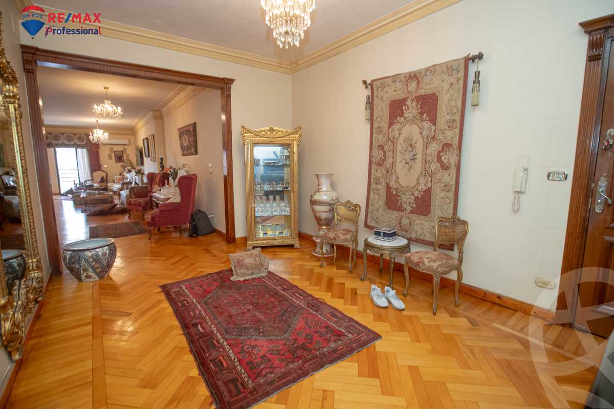 https://aqarmap.com.eg/ar/listing/4292483-for-sale-alexandria-lauran-mohammed-al-eqbal-st