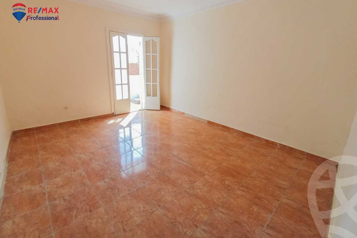 https://aqarmap.com.eg/ar/listing/4300682-for-rent-alexandria-sporting-mounir-al-sayed-al-far-st