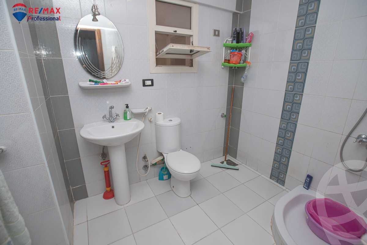https://aqarmap.com.eg/ar/listing/4300862-for-sale-alexandria-lauran-mohammed-al-eqbal-st