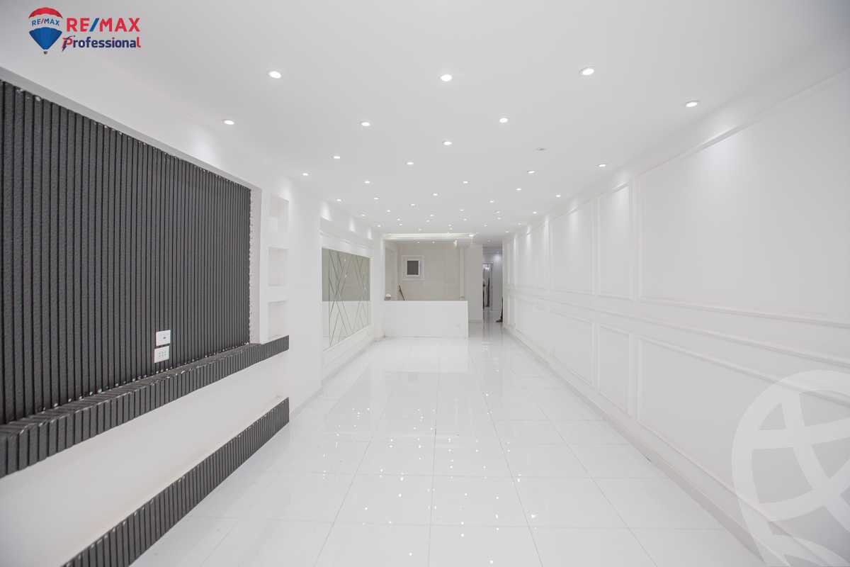 https://aqarmap.com.eg/en/listing/4304552-for-sale-alexandria-kafr-abdo-mohamed-safwat-st