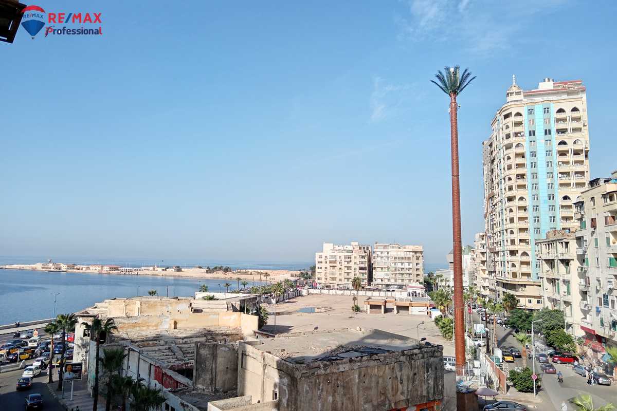 https://aqarmap.com.eg/en/listing/4309453-for-rent-alexandria-el-azarita-champollion-st
