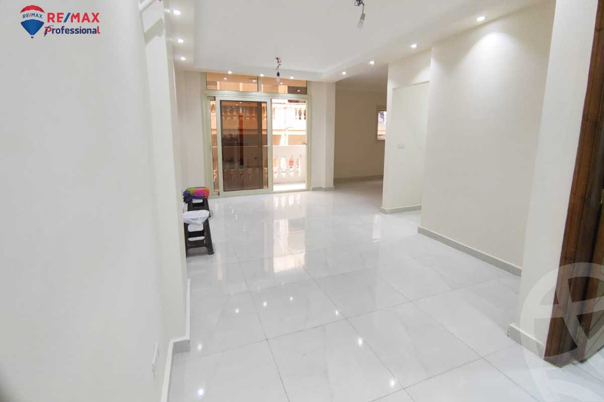 https://aqarmap.com.eg/ar/listing/4310451-for-rent-alexandria-smouha-el-nasr-st