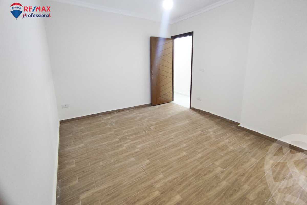 https://aqarmap.com.eg/ar/listing/4310451-for-rent-alexandria-smouha-el-nasr-st