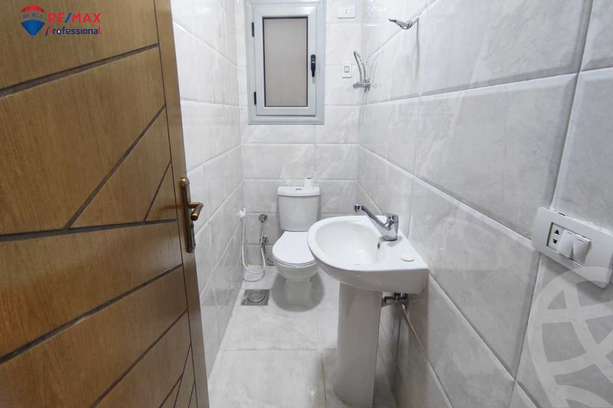 https://aqarmap.com.eg/ar/listing/4310451-for-rent-alexandria-smouha-el-nasr-st