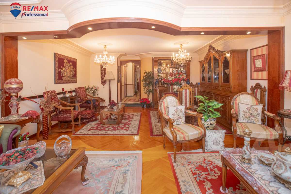 https://aqarmap.com.eg/en/listing/4323513-for-sale-alexandria-zezenia-mostafa-abd-el-razik-st