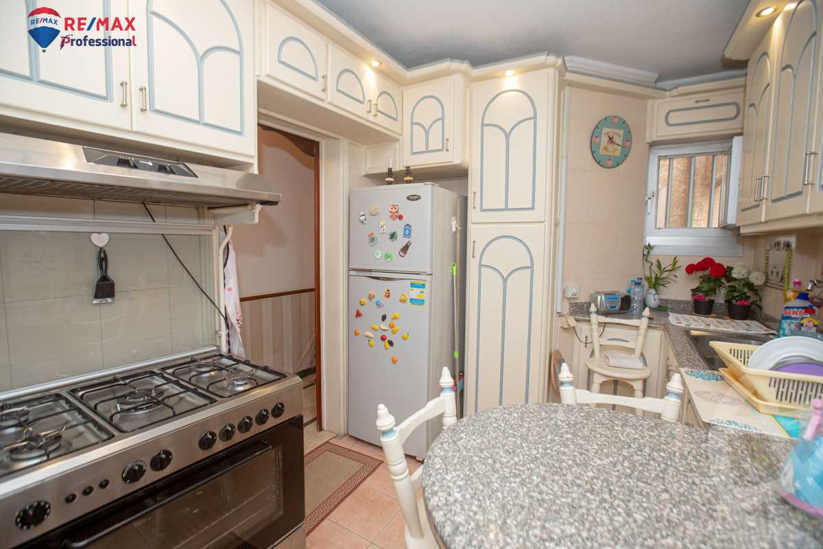 https://aqarmap.com.eg/en/listing/4323513-for-sale-alexandria-zezenia-mostafa-abd-el-razik-st