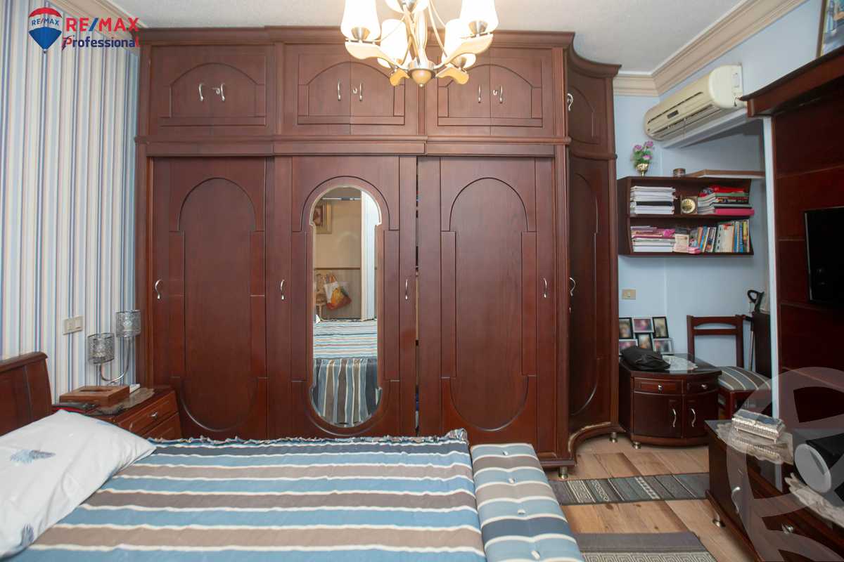 https://aqarmap.com.eg/en/listing/4323513-for-sale-alexandria-zezenia-mostafa-abd-el-razik-st