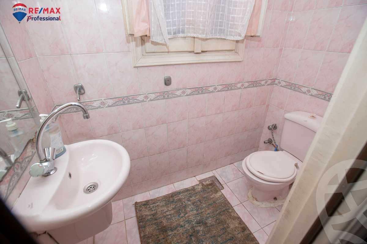 https://aqarmap.com.eg/en/listing/4328816-for-sale-alexandria-camp-cesar-abd-el-moneim-sanad-st