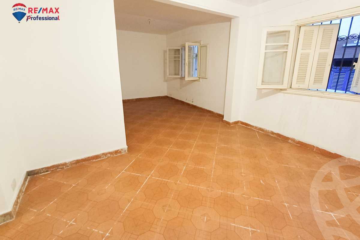 https://aqarmap.com.eg/en/listing/4338078-for-sale-alexandria-glim-shr-bw-qyr-tryq-lhry