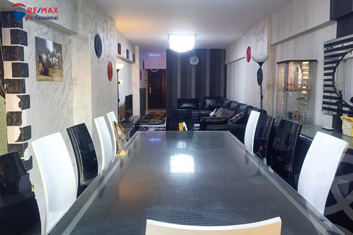 https://aqarmap.com.eg/ar/listing/4368182-for-rent-alexandria-el-montazah-compounds-royal-plaza-compound-al-halawany