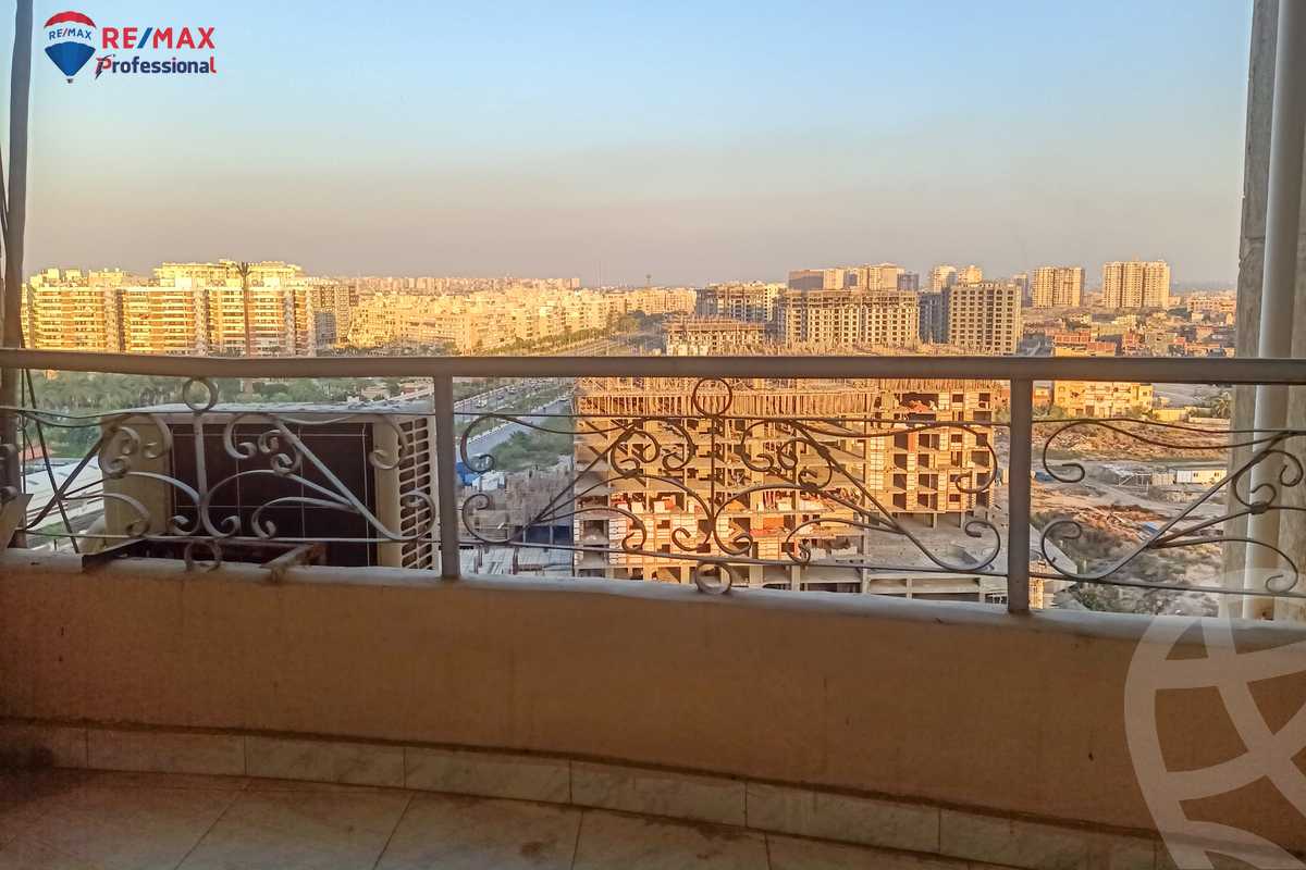 https://aqarmap.com.eg/ar/listing/4368182-for-rent-alexandria-el-montazah-compounds-royal-plaza-compound-al-halawany