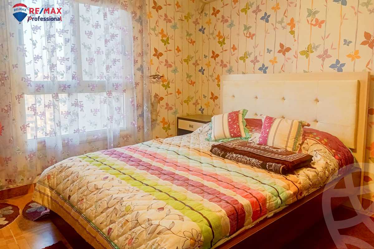https://aqarmap.com.eg/ar/listing/4368182-for-rent-alexandria-el-montazah-compounds-royal-plaza-compound-al-halawany