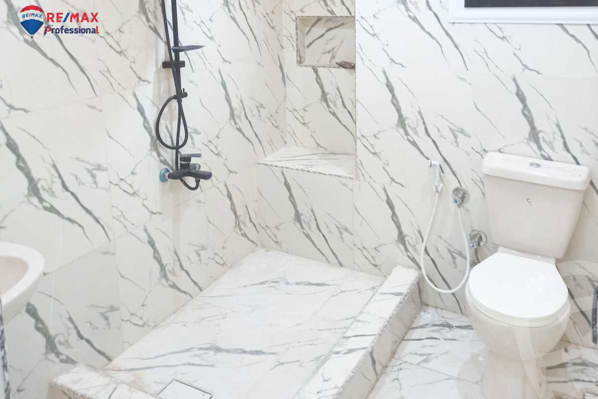 https://aqarmap.com.eg/ar/listing/4387946-for-sale-alexandria-miami-shr-jml-bd-lnsr