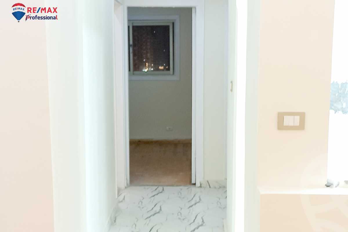 https://aqarmap.com.eg/ar/listing/4387946-for-sale-alexandria-miami-shr-jml-bd-lnsr