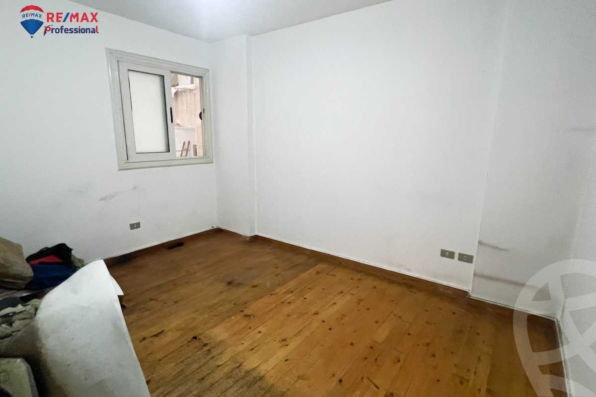 https://aqarmap.com.eg/ar/listing/6357004-for-rent-alexandria-lauran-shaarawy-st
