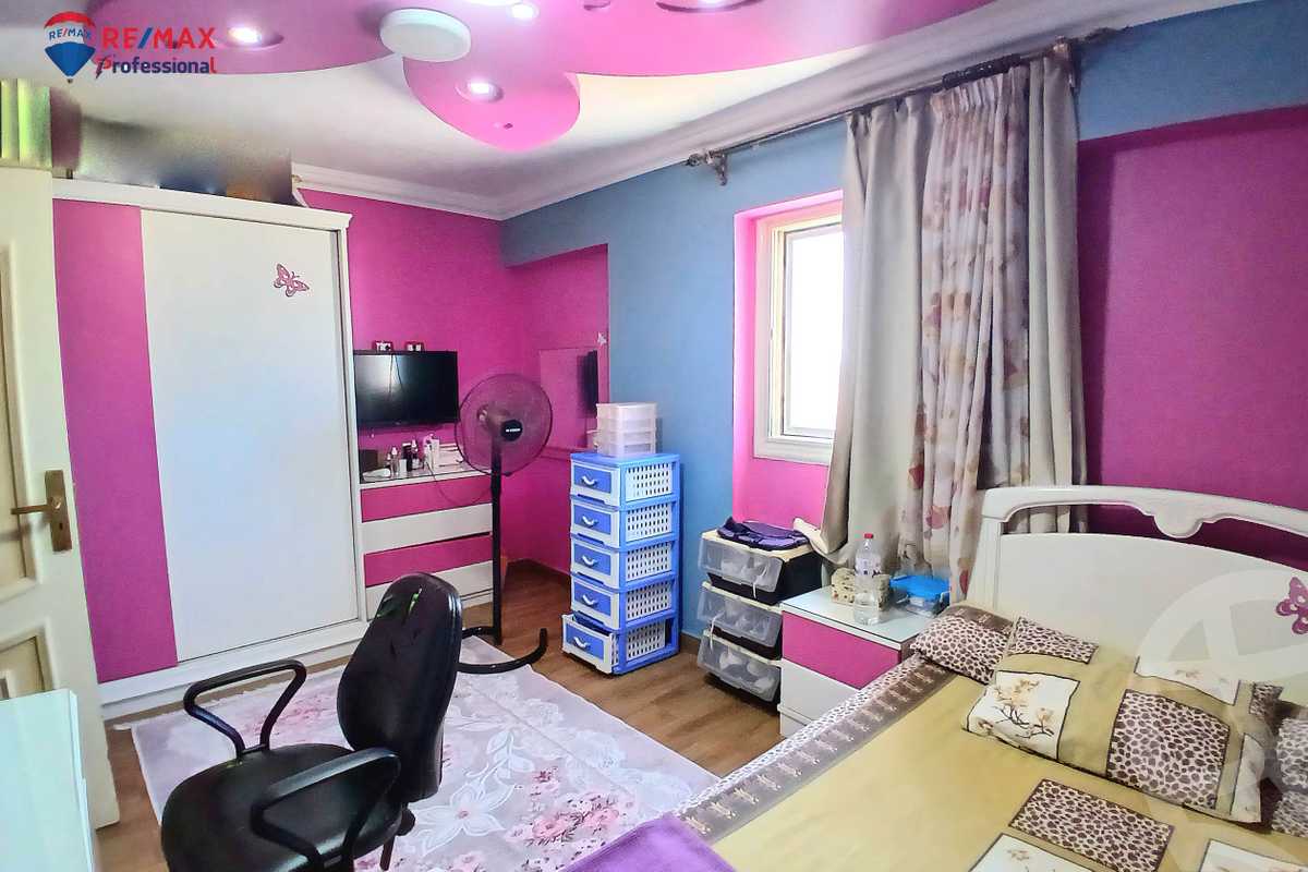 https://aqarmap.com.eg/en/listing/6357058-for-sale-alexandria-el-chatby-aflaton-st