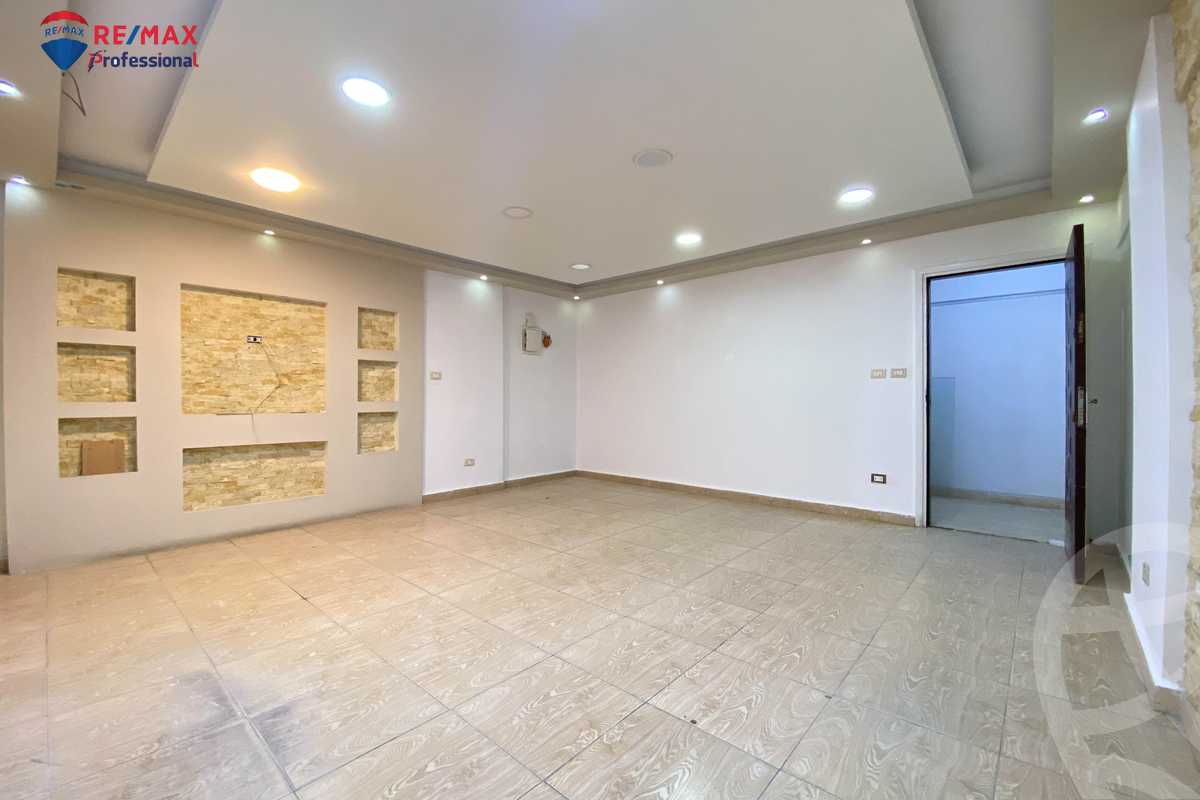 https://aqarmap.com.eg/ar/listing/6360151-for-sale-alexandria-ganaklis-shr-bw-qyr-tryq-lhry