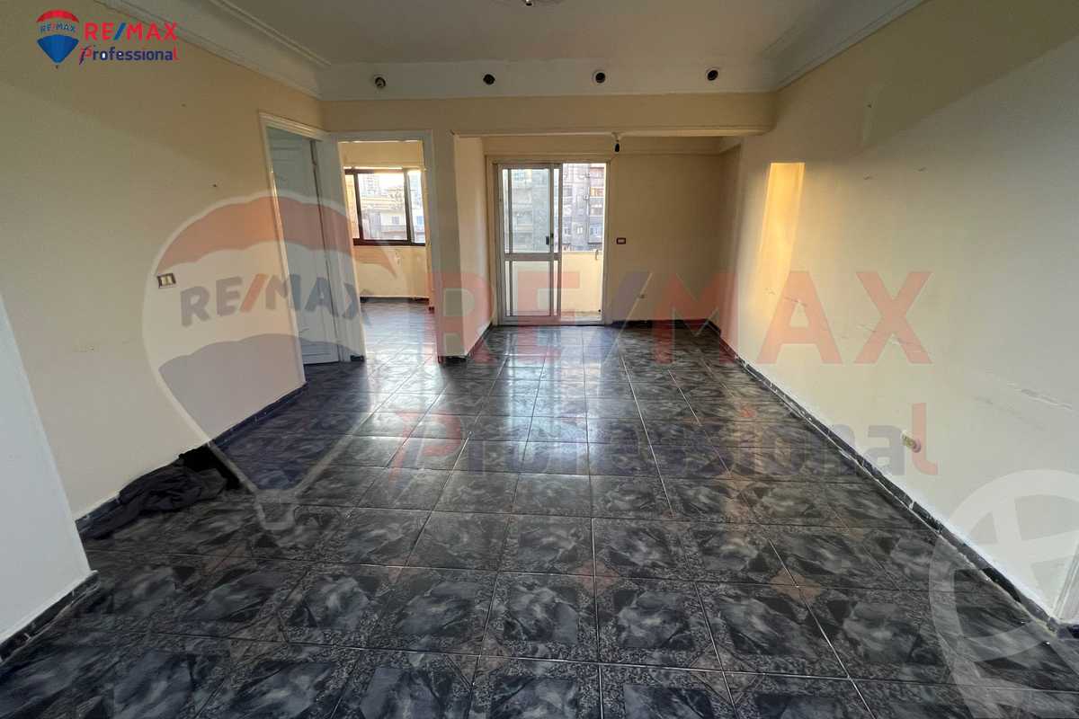 https://aqarmap.com.eg/ar/listing/6374399-for-sale-alexandria-sydy-bshr-shr-mlk-hfny