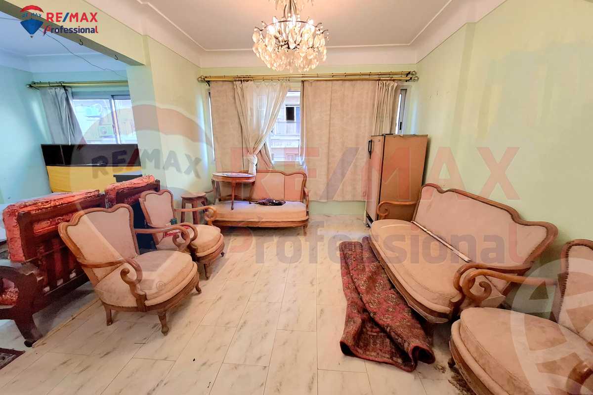 https://aqarmap.com.eg/ar/listing/6374759-for-sale-alexandria-bolekly-abd-el-salam-aref-st