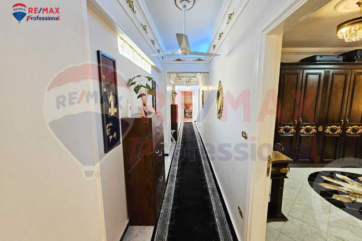 https://aqarmap.com.eg/ar/listing/6374979-for-sale-alexandria-sporting-shr-bwr-s-yd