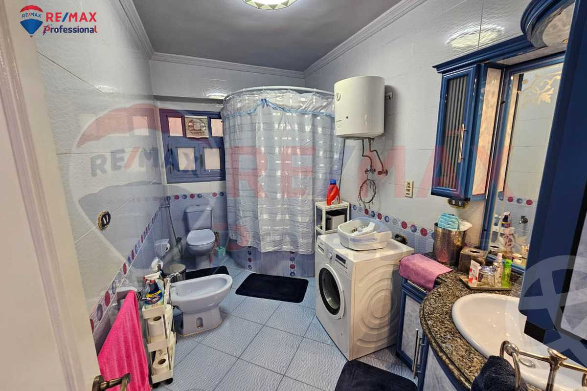 https://aqarmap.com.eg/ar/listing/6374979-for-sale-alexandria-sporting-shr-bwr-s-yd
