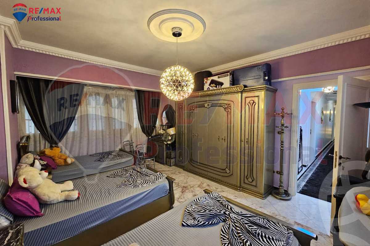 https://aqarmap.com.eg/ar/listing/6374979-for-sale-alexandria-sporting-shr-bwr-s-yd