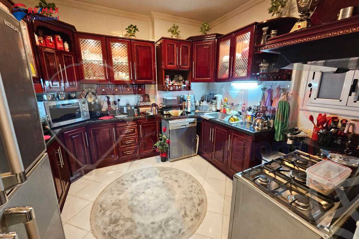 https://aqarmap.com.eg/ar/listing/6374979-for-sale-alexandria-sporting-shr-bwr-s-yd