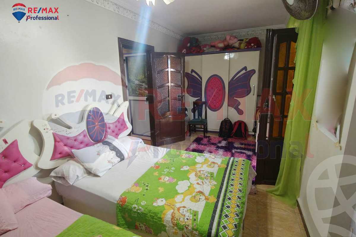 https://aqarmap.com.eg/ar/listing/6379459-for-sale-alexandria-glim-al-azaa-st