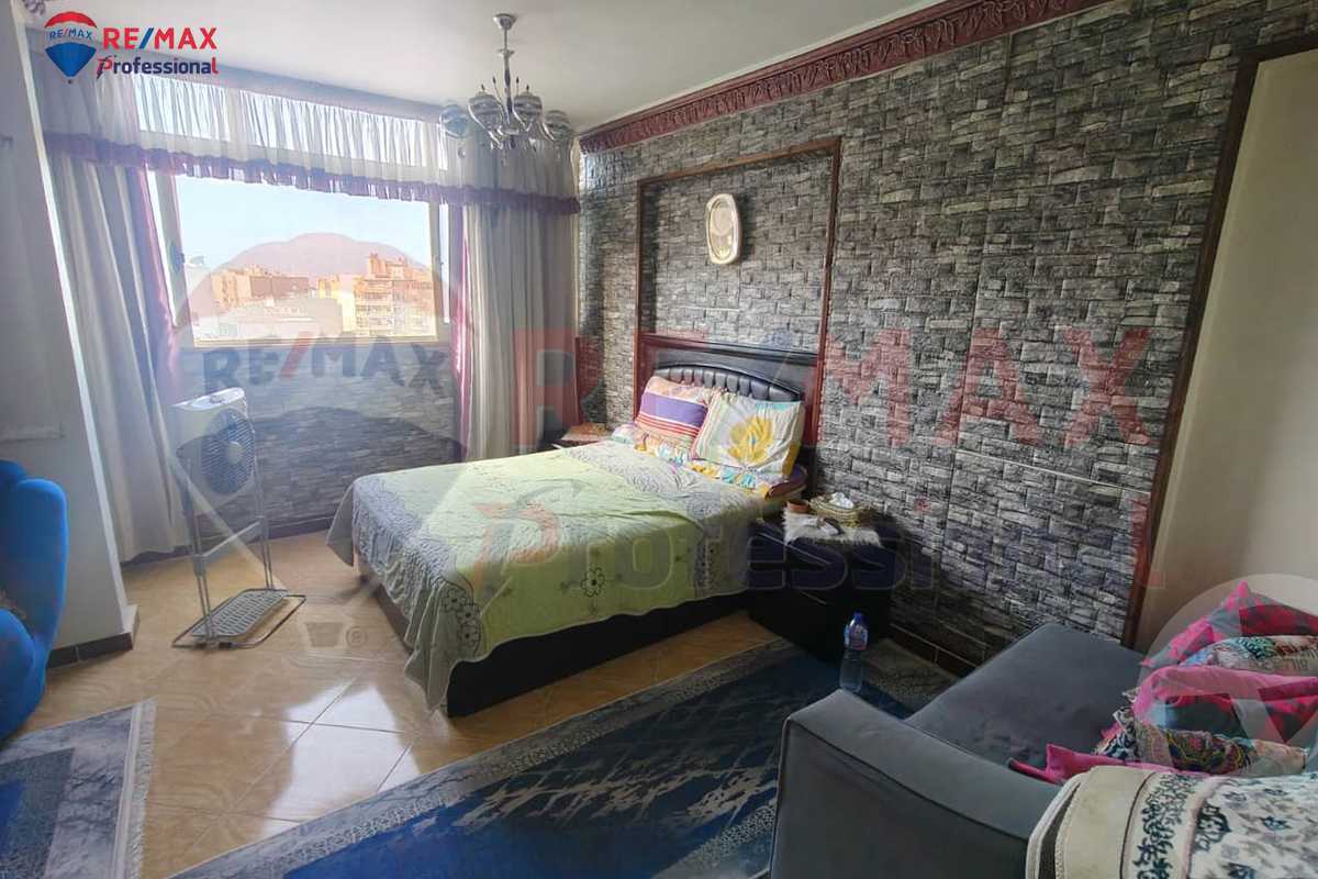 https://aqarmap.com.eg/ar/listing/6379459-for-sale-alexandria-glim-al-azaa-st