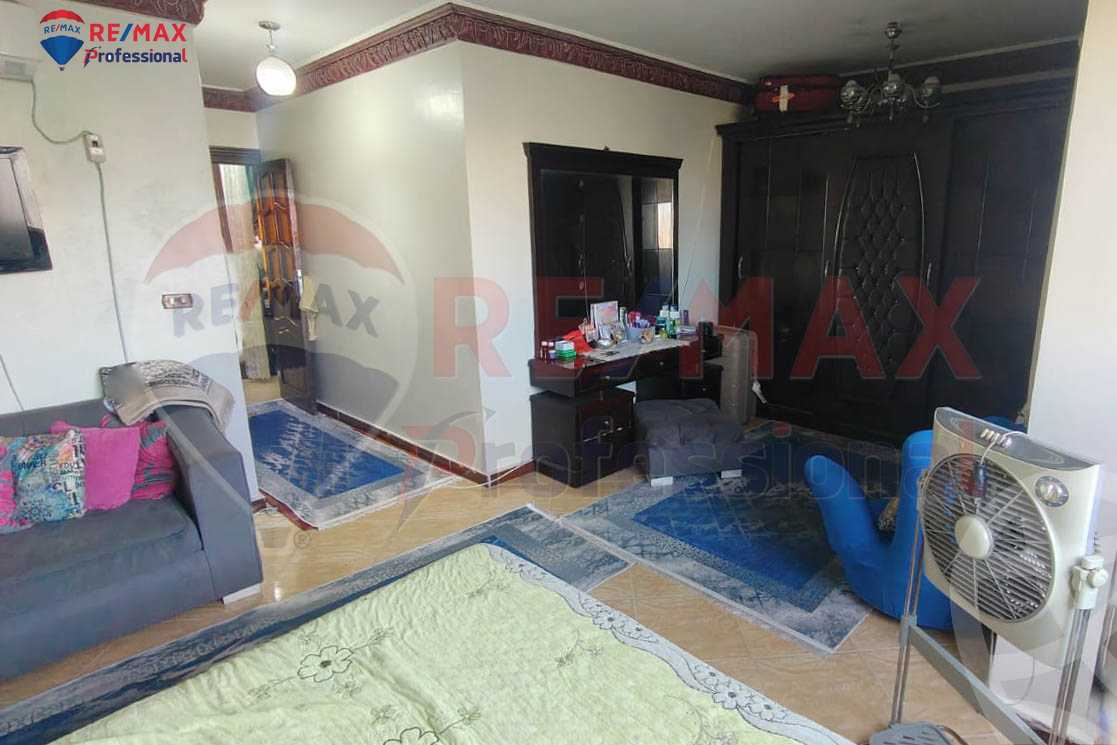 https://aqarmap.com.eg/ar/listing/6379459-for-sale-alexandria-glim-al-azaa-st